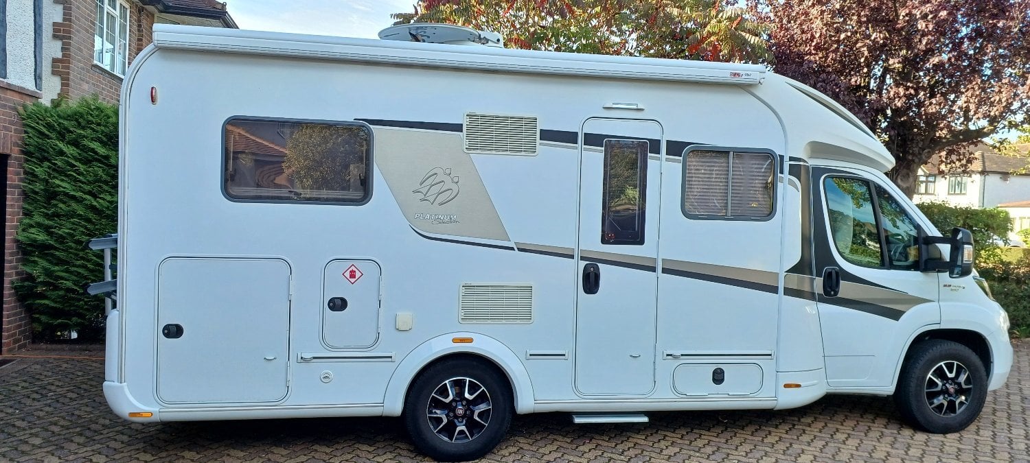 Knaus Sun Ti Platinum  650 MF. Automatic. Banstead