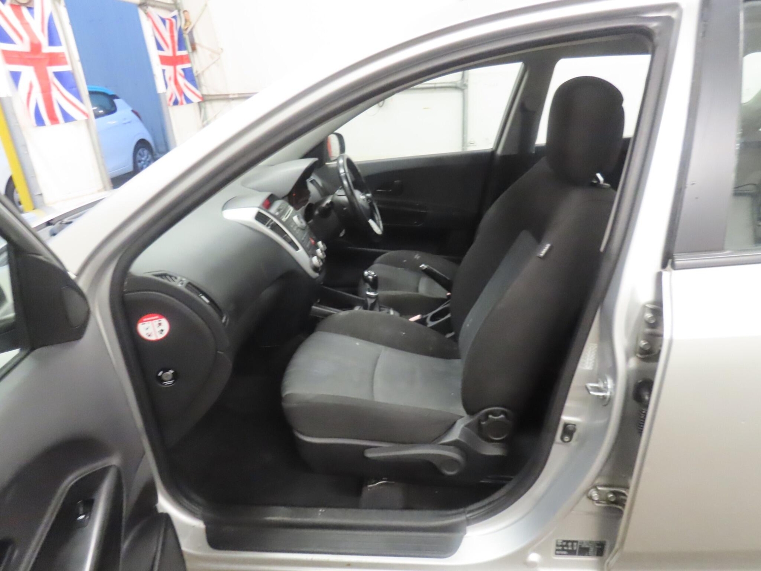 [ berth ]Kia Ceed