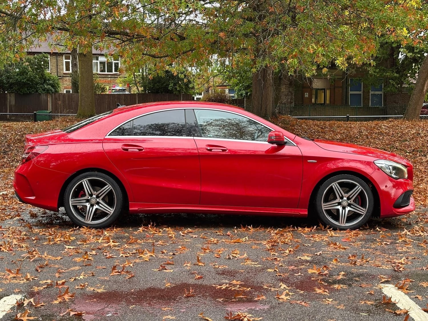 [ berth ]Mercedes-Benz CLA Class