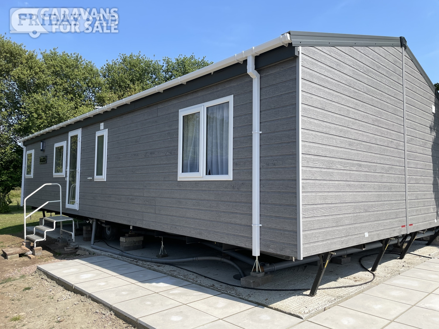 Brand new 40x20 two bedroom 2023 Willerby Clearwater lodge