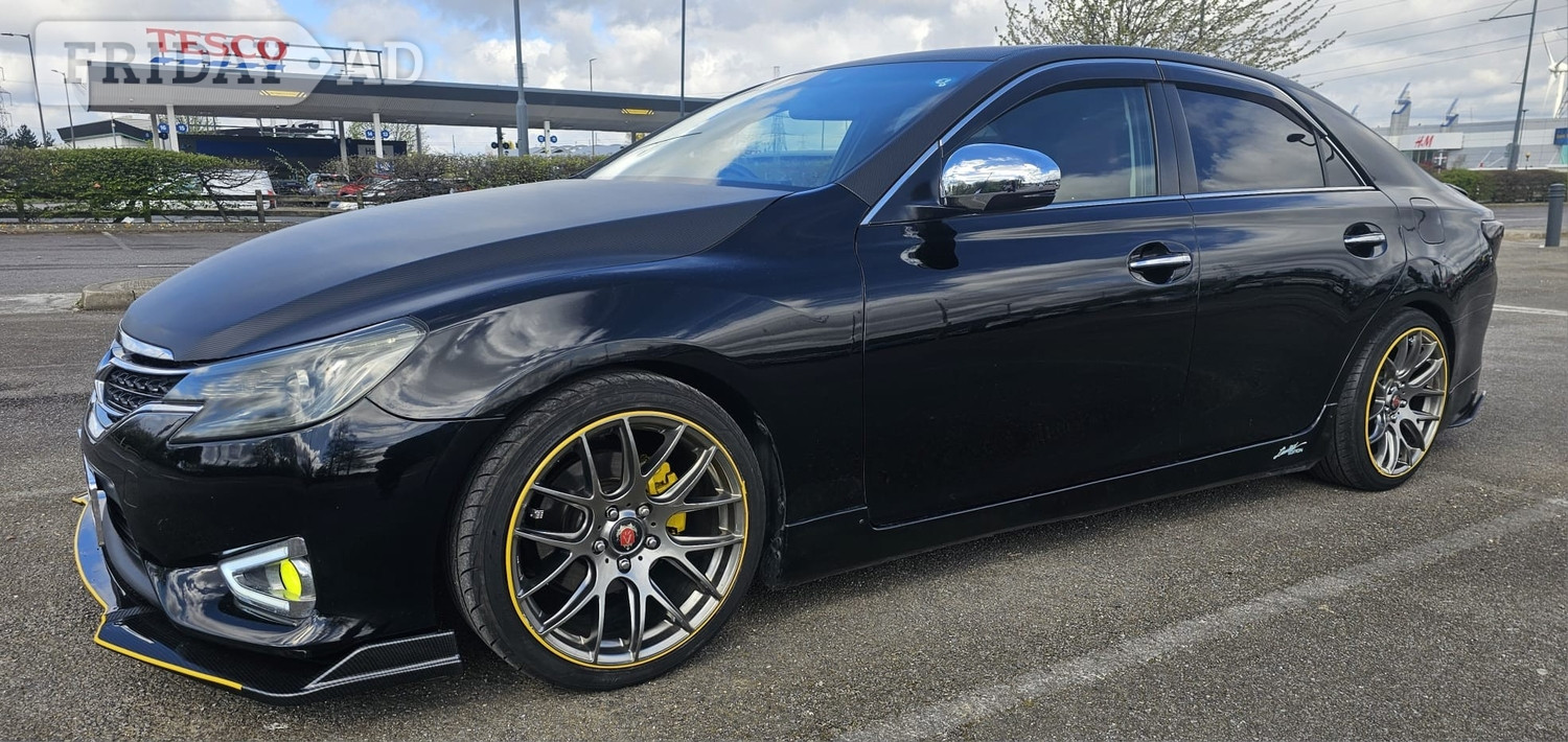 Toyota Mark X 2013 - Cars in Coventry