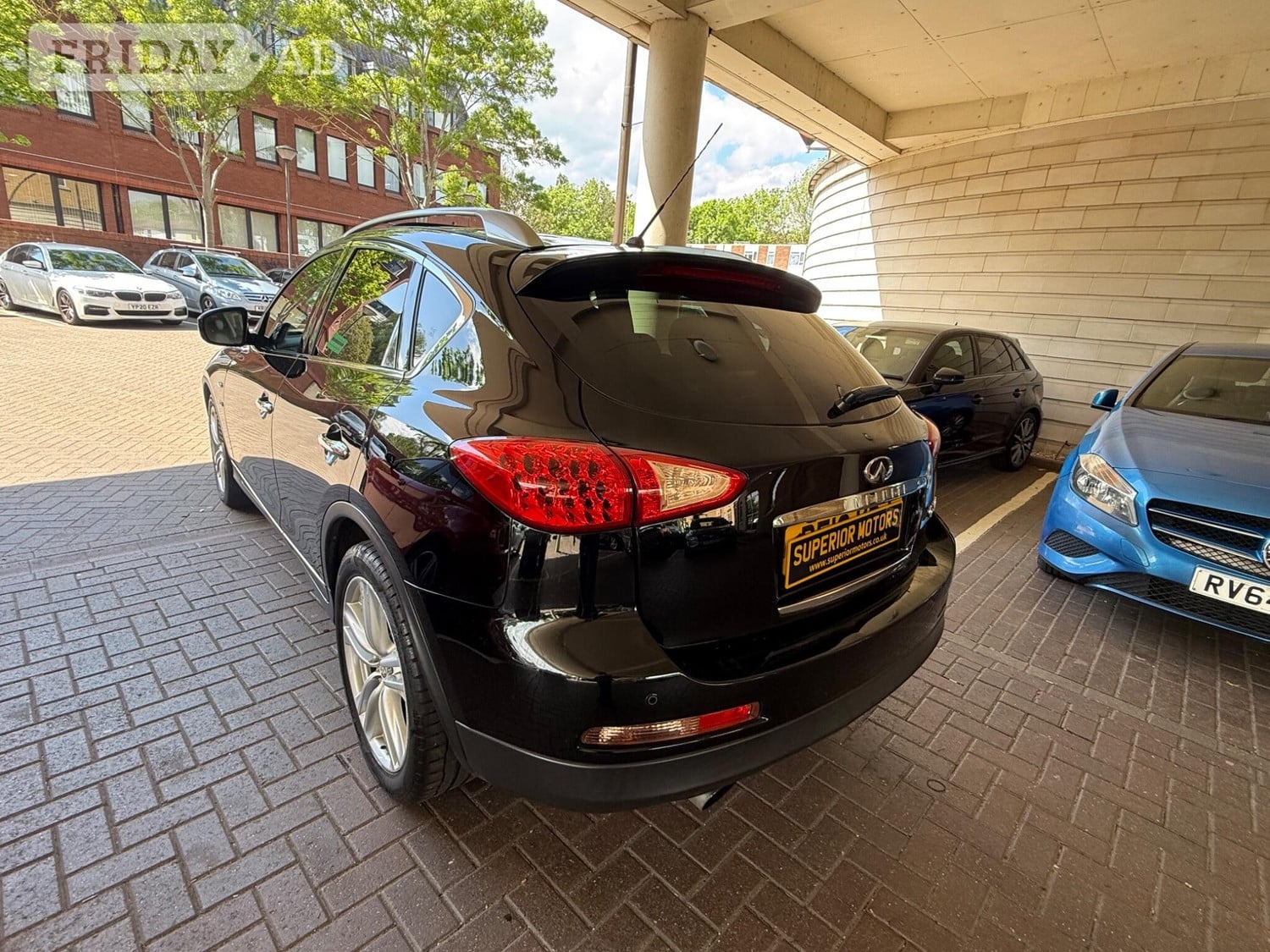 [ berth ]Infiniti QX50