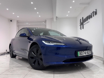 Tesla Model 3 2024
