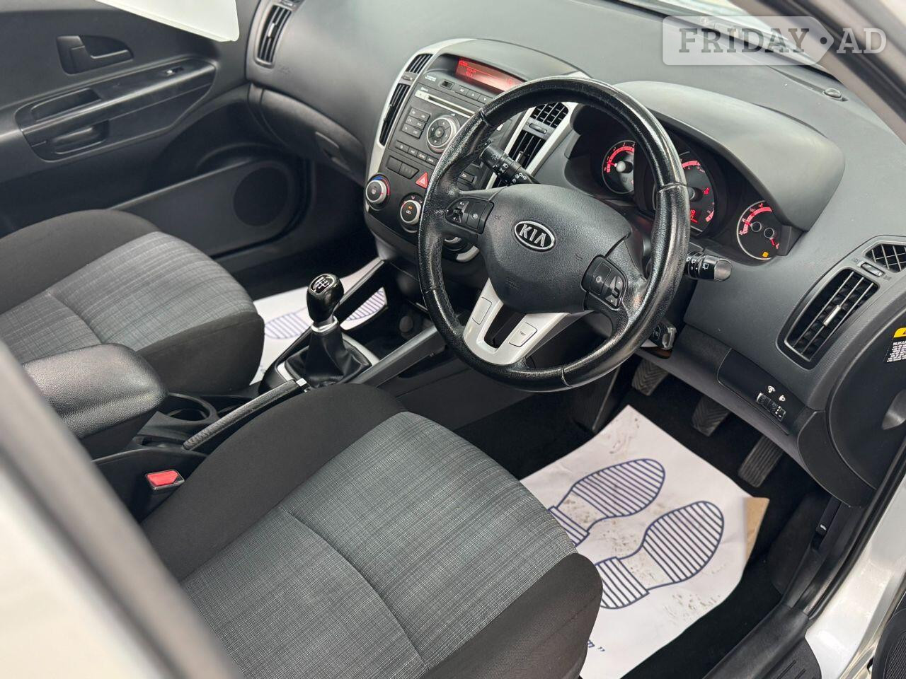 [ berth ]Kia Ceed
