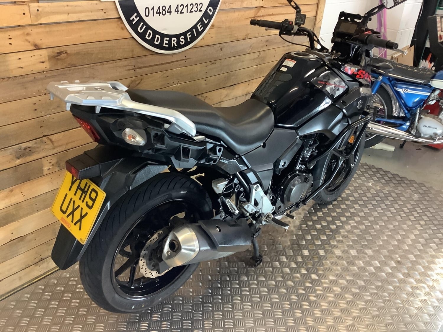Suzuki V-Strom 2019 - Motorbikes, Scooters & Quads in Huddersfield