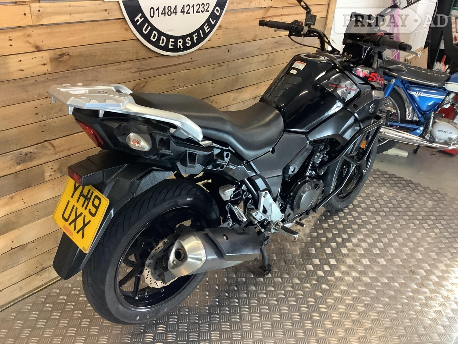 Suzuki V-Strom 2019 - Motorbikes, Scooters & Quads in Huddersfield