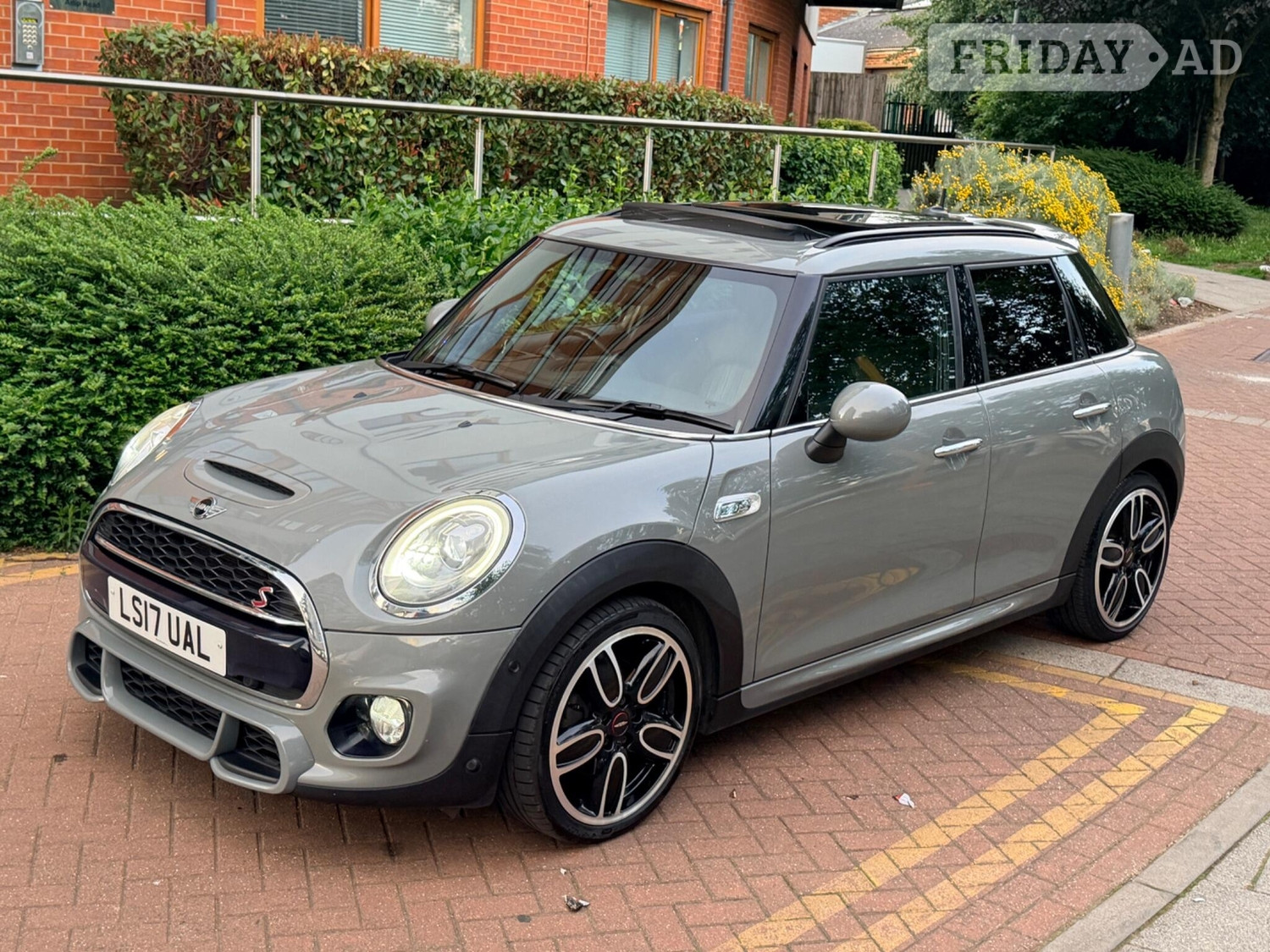 Mini Hatch 2017 in Wembley