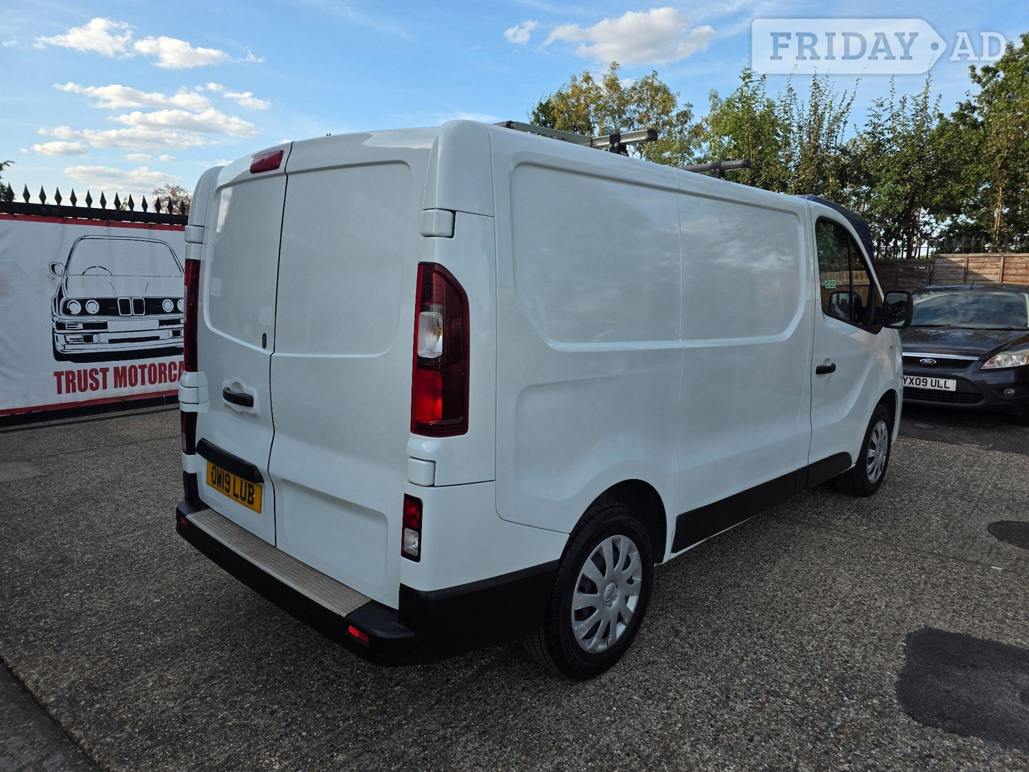 [ berth ]Renault Trafic