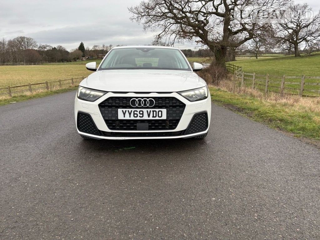 [ berth ]Audi A1