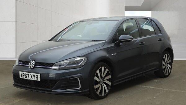 [ berth ]Volkswagen Golf