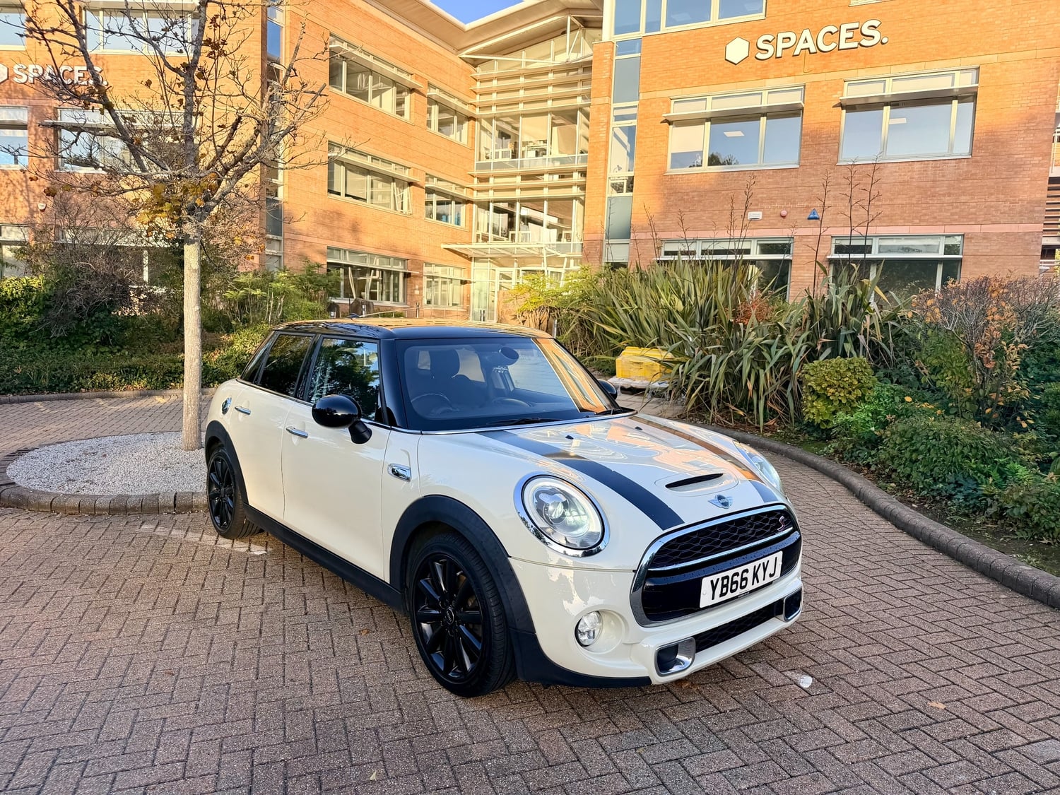 Mini Hatch Fareham