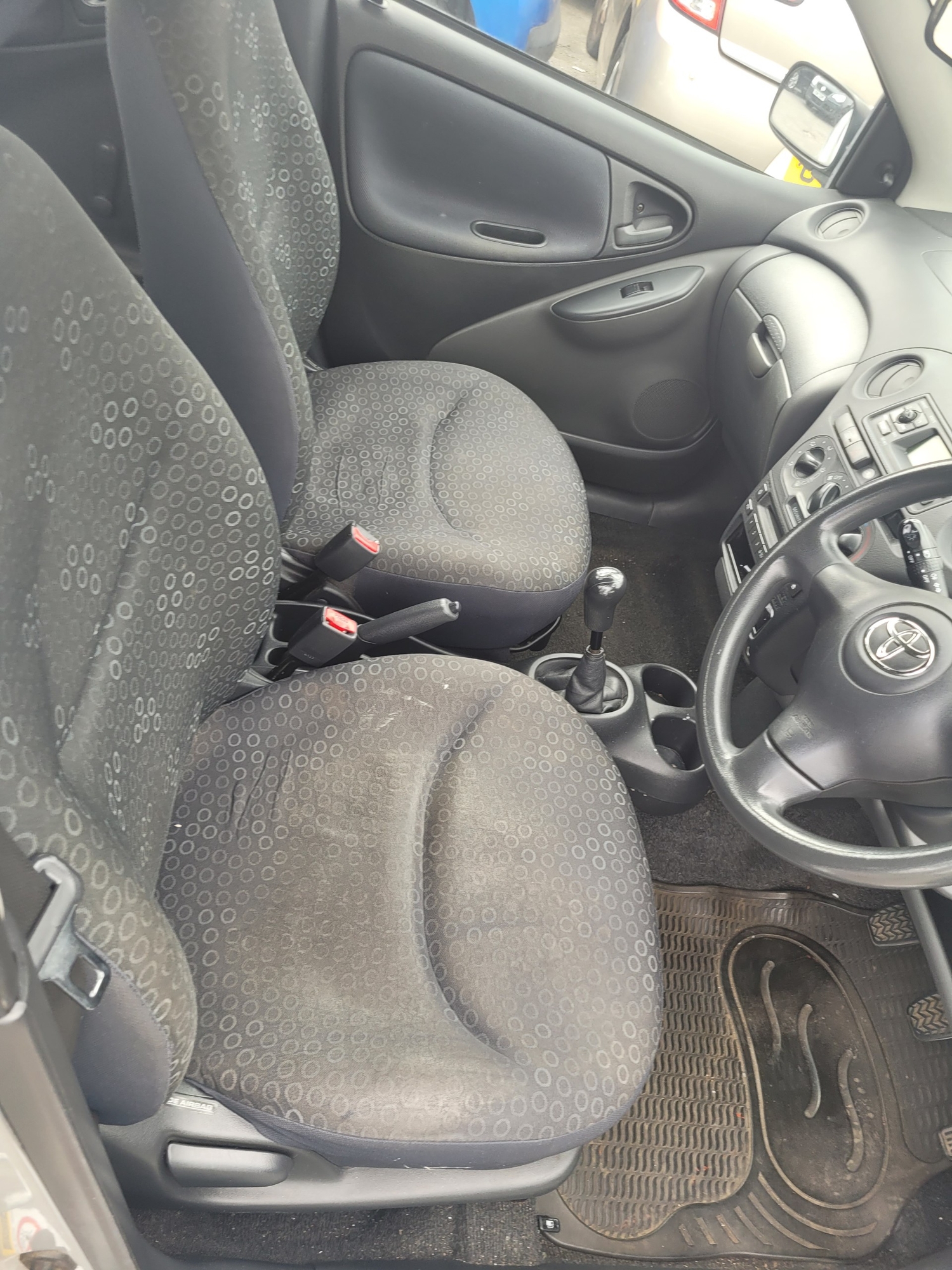 Toyota Yaris 2005 - Cars in Bradford
