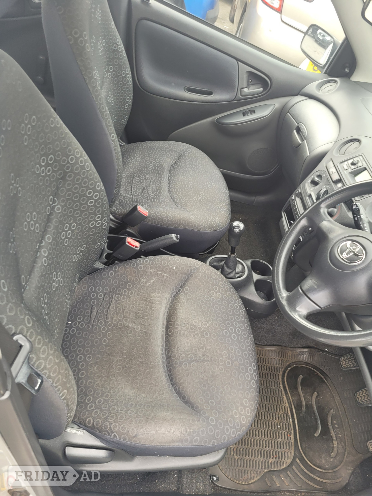 Toyota Yaris 2005 - Cars in Bradford