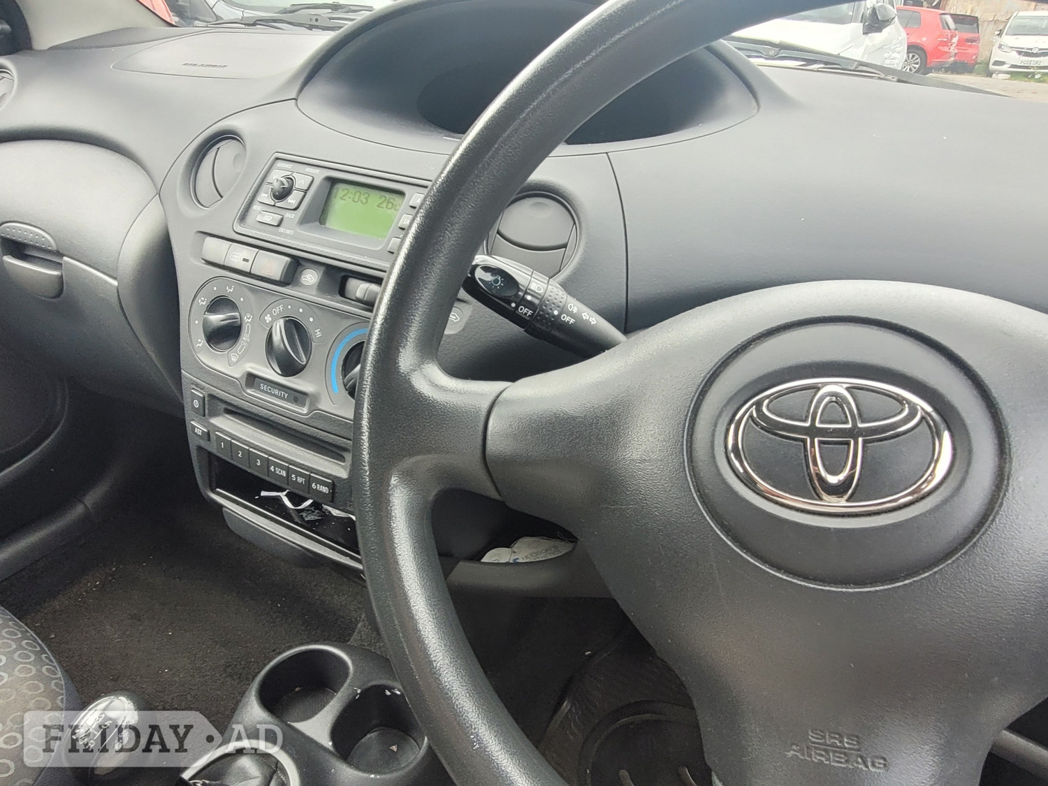 Toyota Yaris 2005 in Bradford