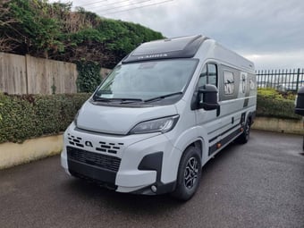 Adria Twin Supreme 640 SGX 2025 for sale