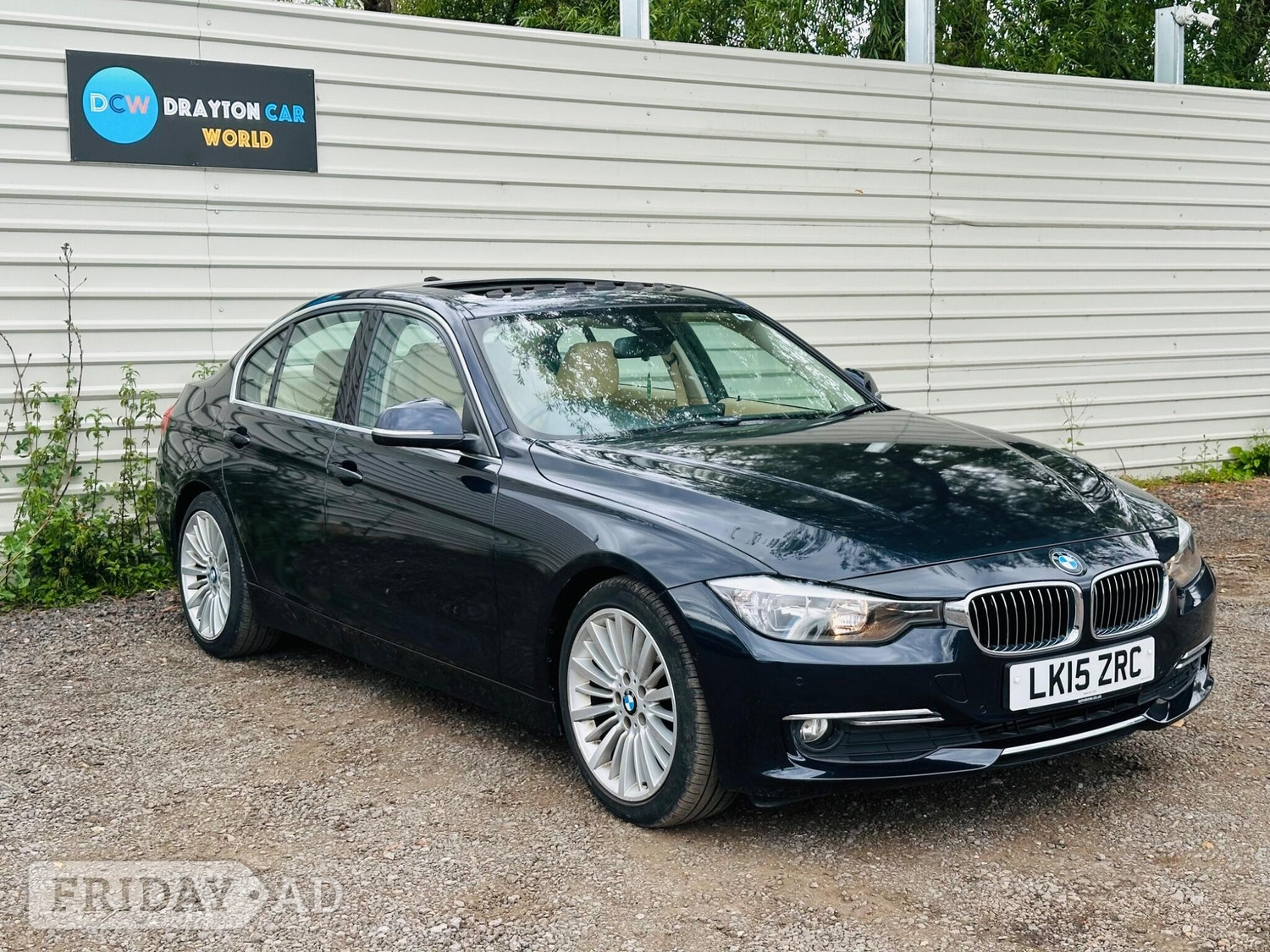 BMW 3 Series 2015 - Cars in Hillingdon