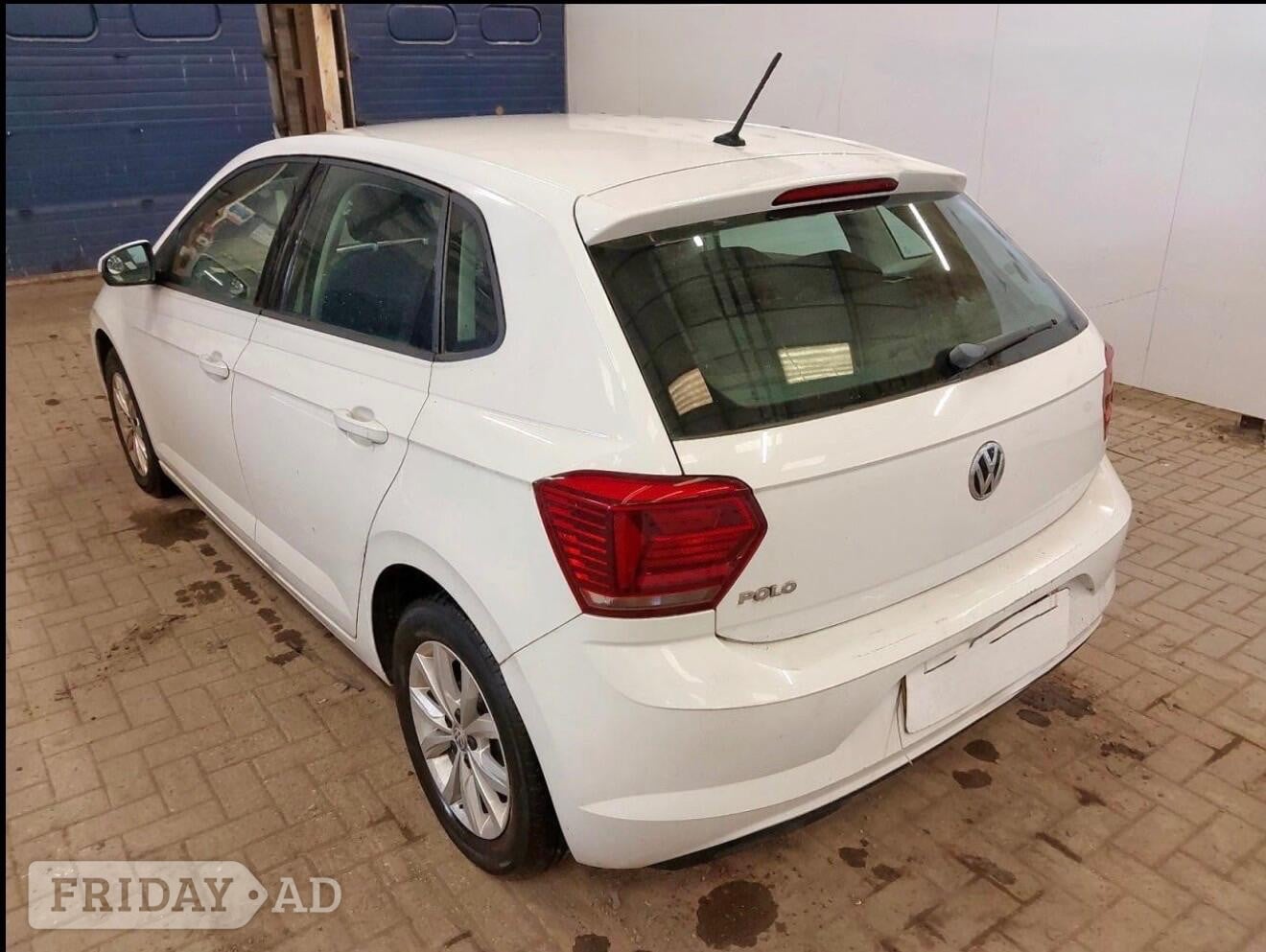 [ berth ]Volkswagen Polo