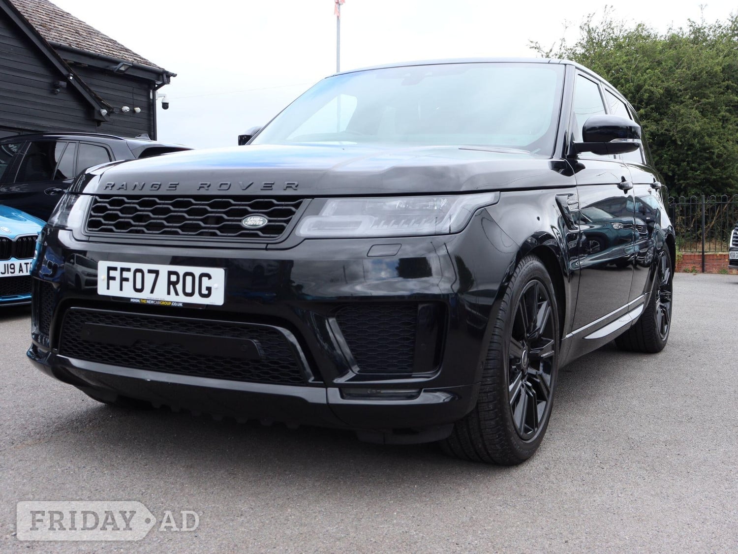 [ berth ]Land Rover Range Rover Sport