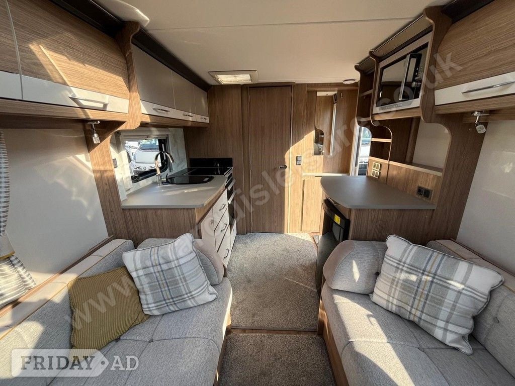Coachman VIP 460 2018 - Motorhomes & Caravans in Exeter