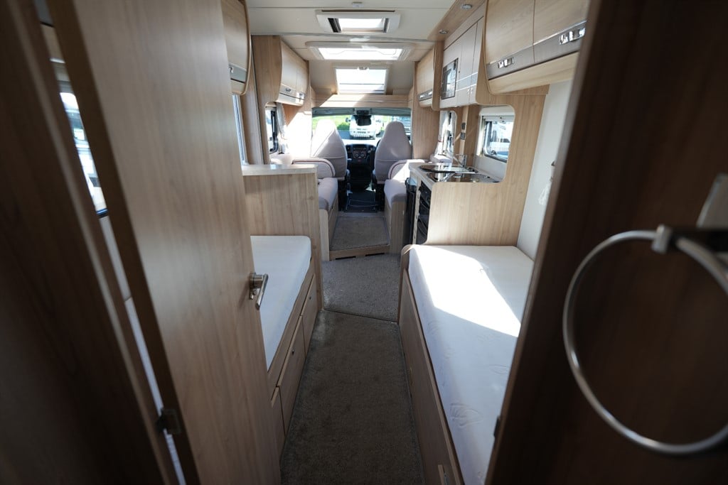 [4 berth ]Elddis Supreme 185