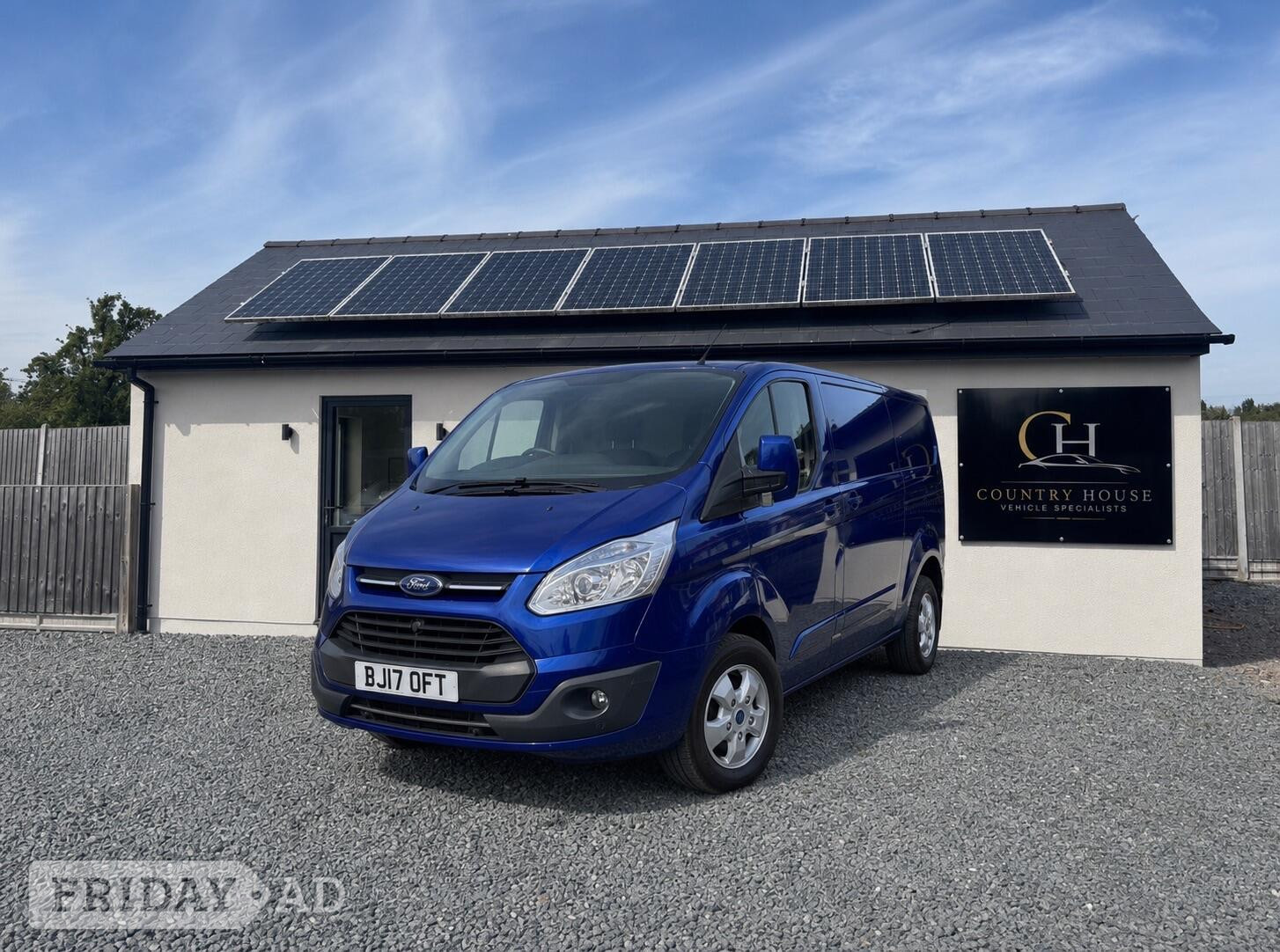 [ berth ]Ford Transit Custom