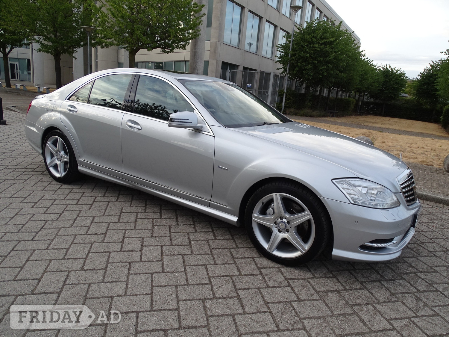 Mercedes-Benz S Class 2011 - Cars in Slough