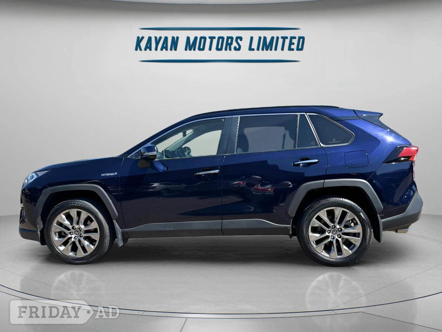 Toyota RAV4 2021 - Cars in Kensington