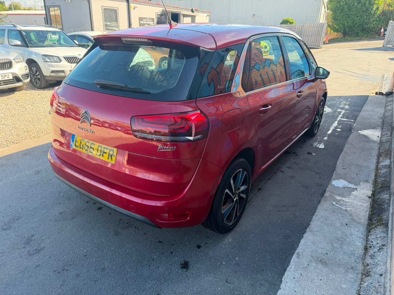 Citroen C4 Picasso 2016 - Cars in Paignton