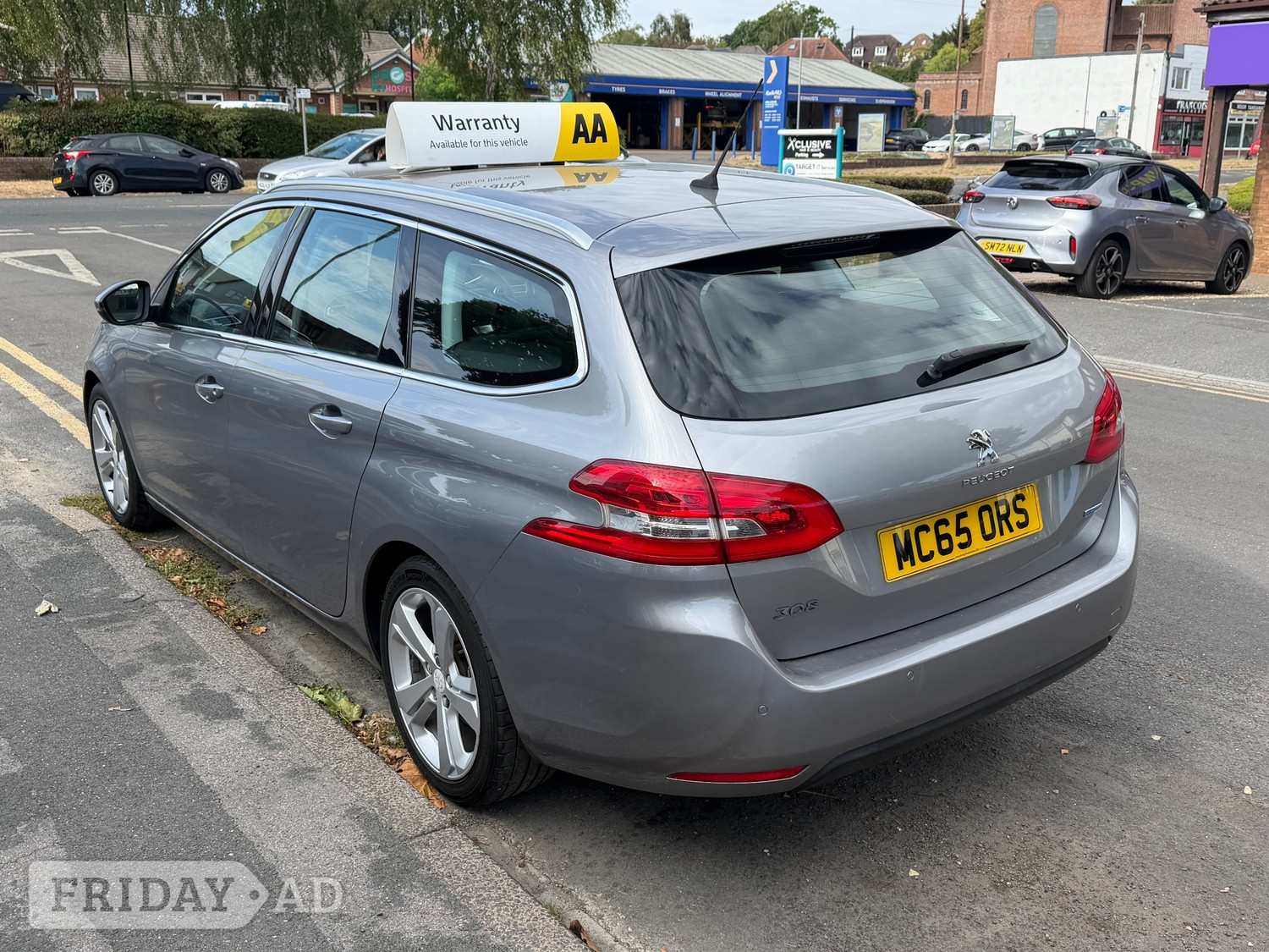 [ berth ]Peugeot 308 SW