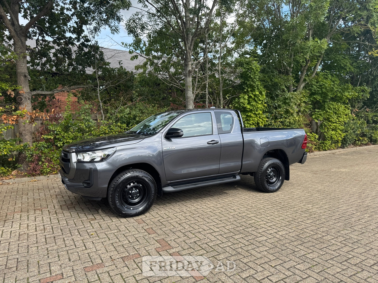 Toyota Hilux 2025 - Cars