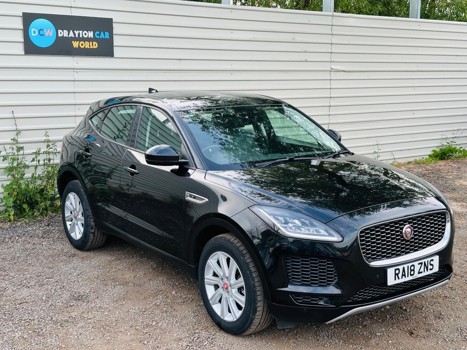 Jaguar E-Pace 2018 - Cars