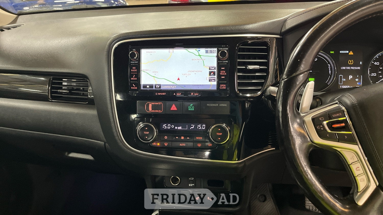 Mitsubishi Outlander 2017 - Cars in Hillingdon