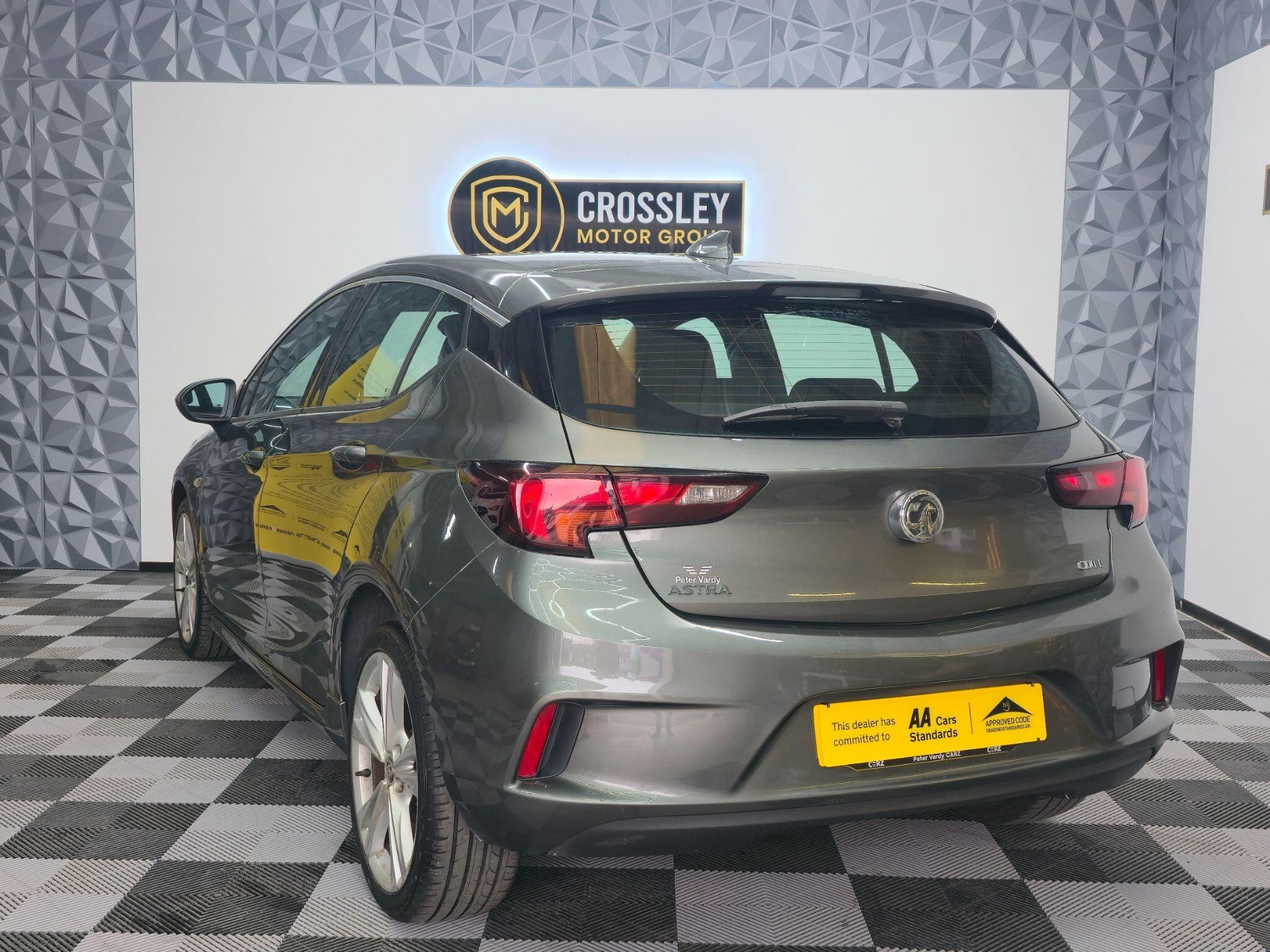 Vauxhall Astra 2017 - Cars