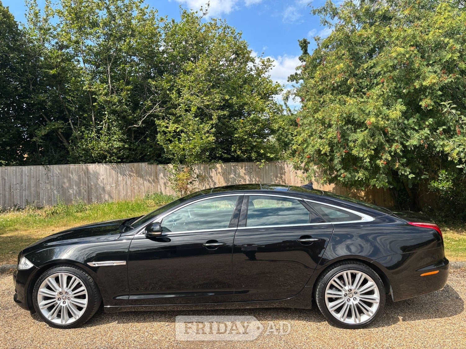 Jaguar XJ 2012 - Cars