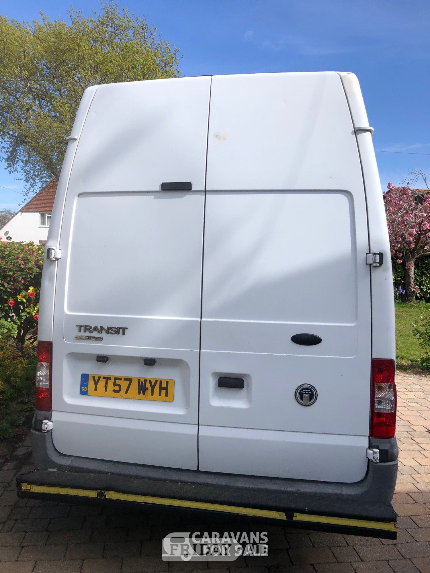 [ berth ]Ford Transit Campervan Conversion