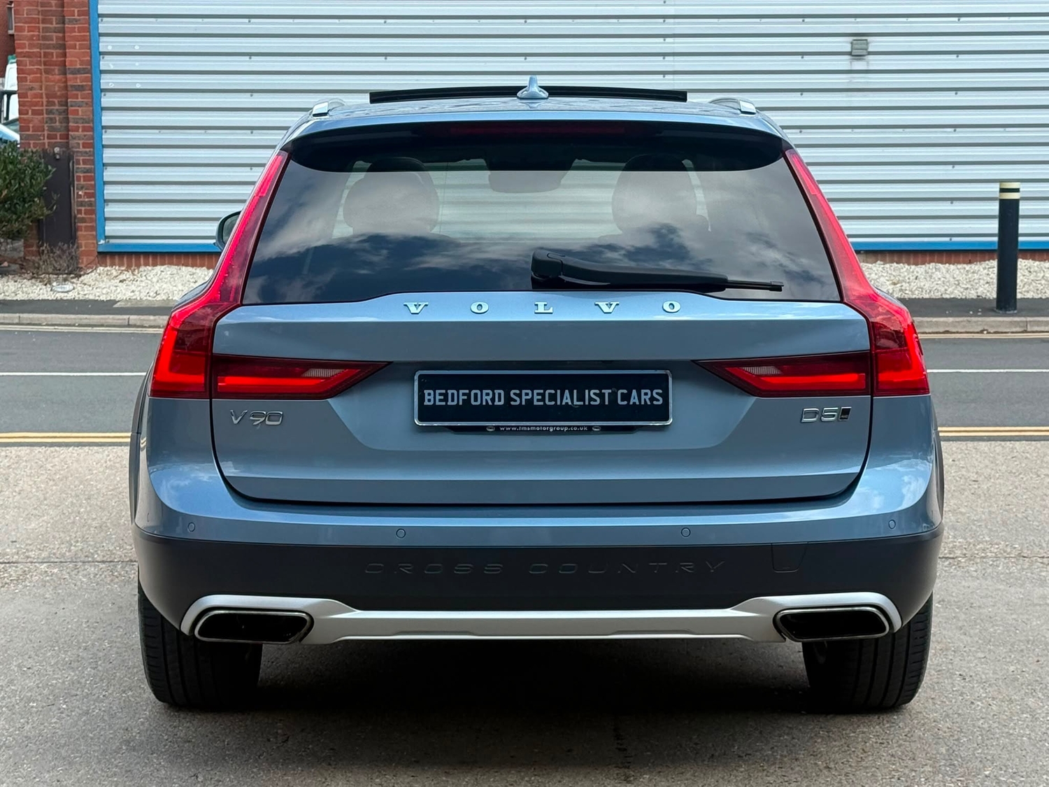 [ berth ]Volvo V90