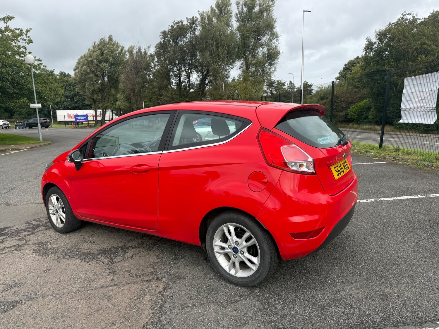 Ford Fiesta 2016 - Cars