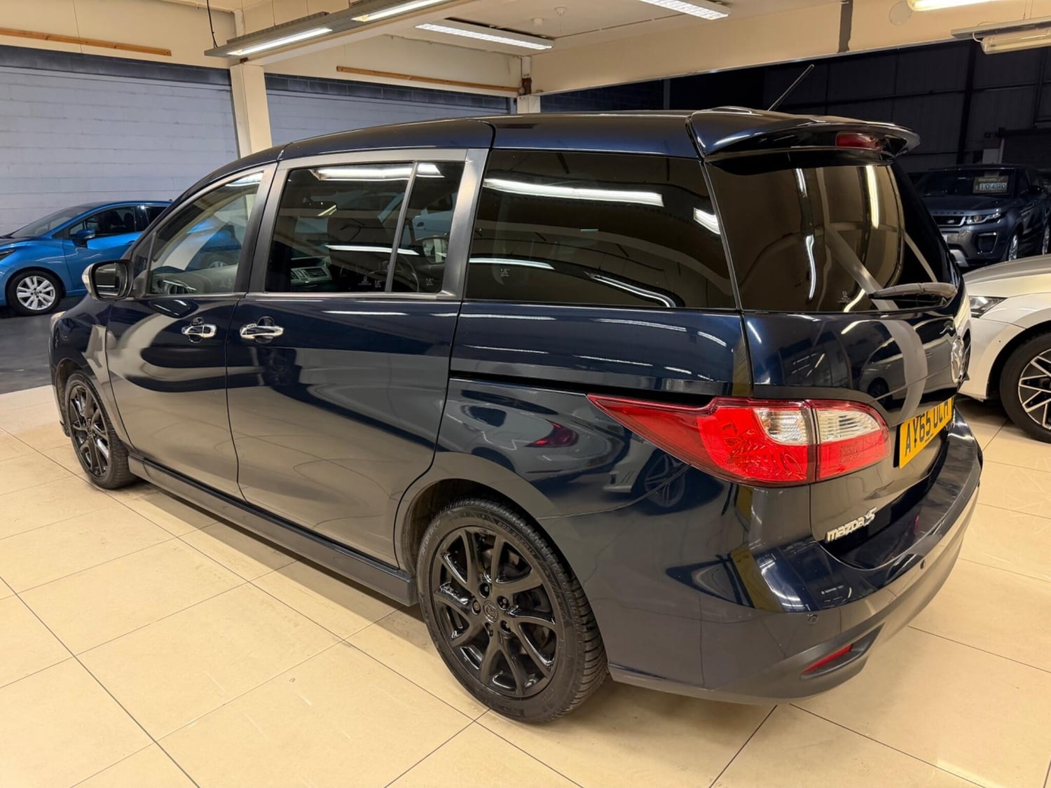 Mazda 5 2015 - Cars