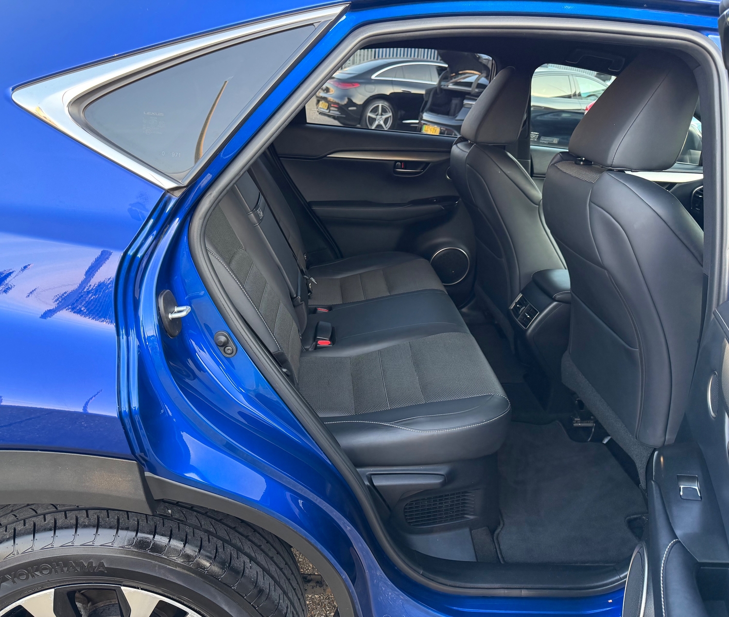 [ berth ]Lexus NX