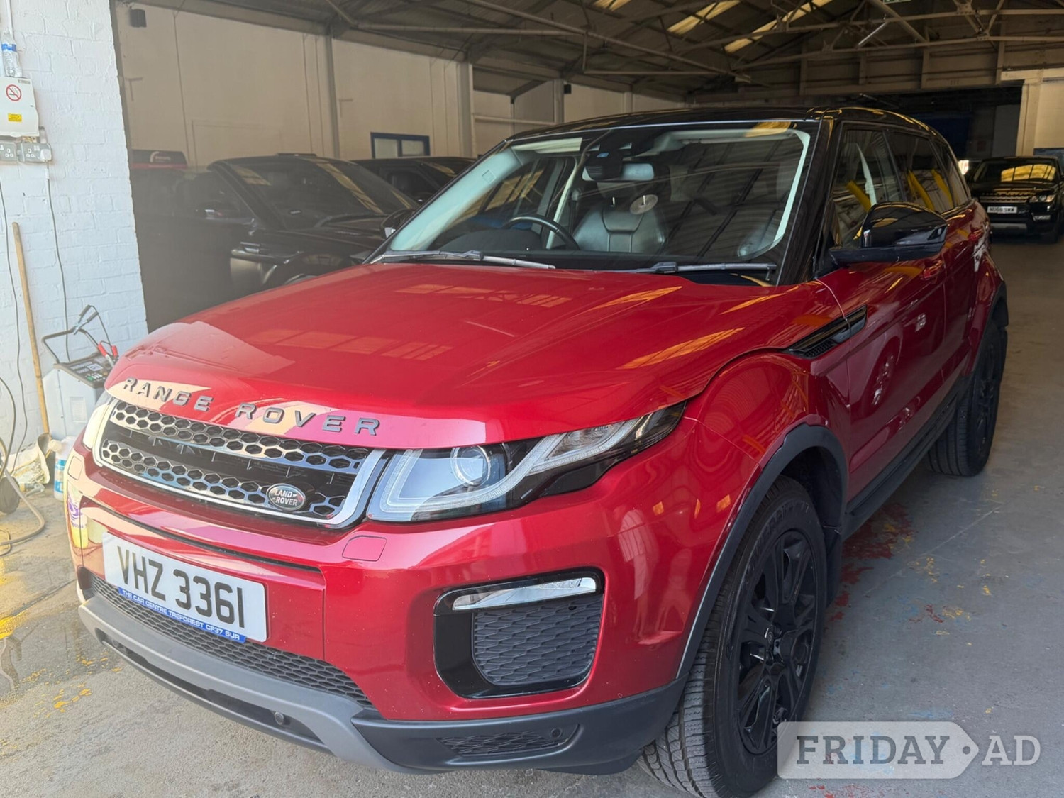 [ berth ]Land Rover Range Rover Evoque
