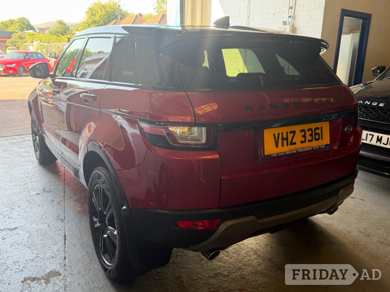 Land Rover Range Rover Evoque 2017 - Cars in Pontypridd