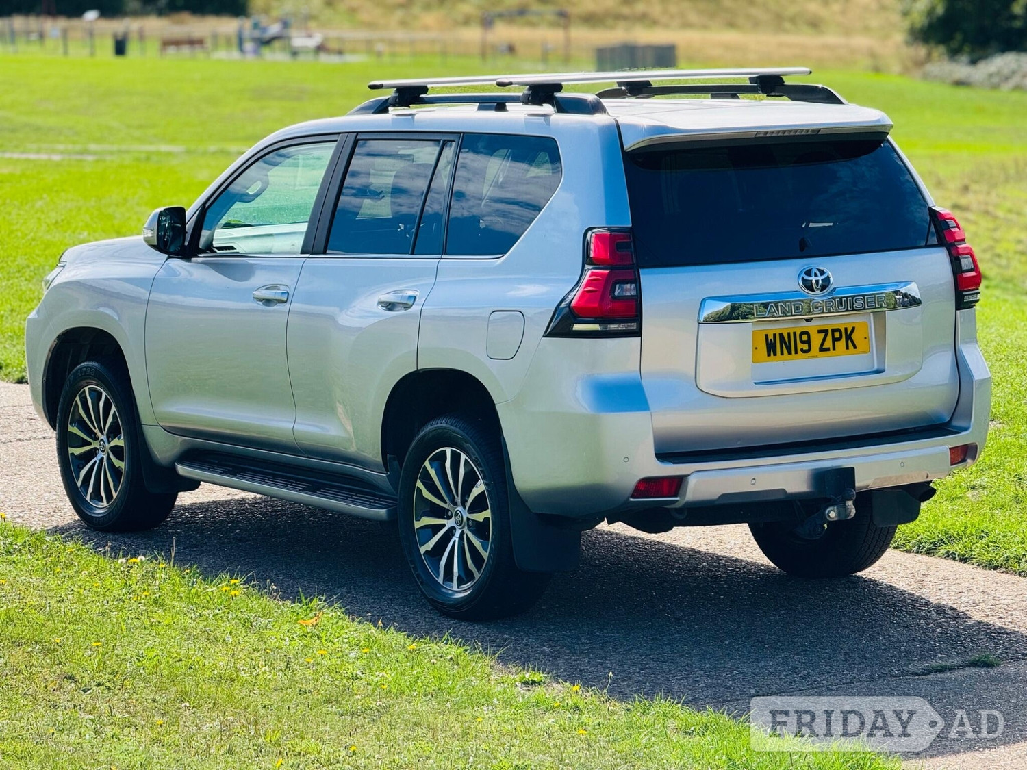 Toyota Land Cruiser 2019 - Cars in Hemel Hempstead