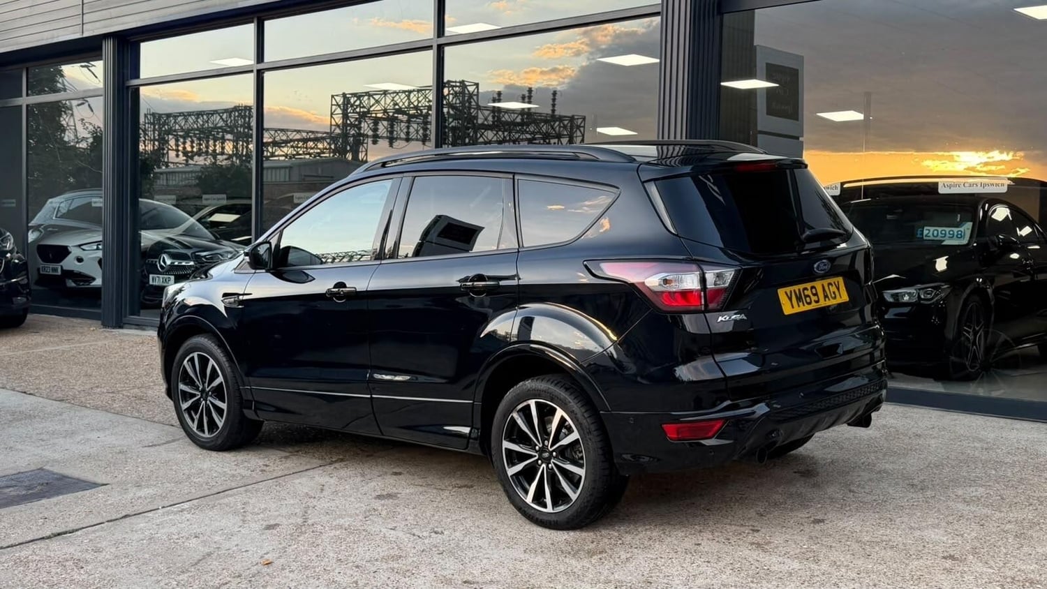 Ford Kuga 2019 - Cars