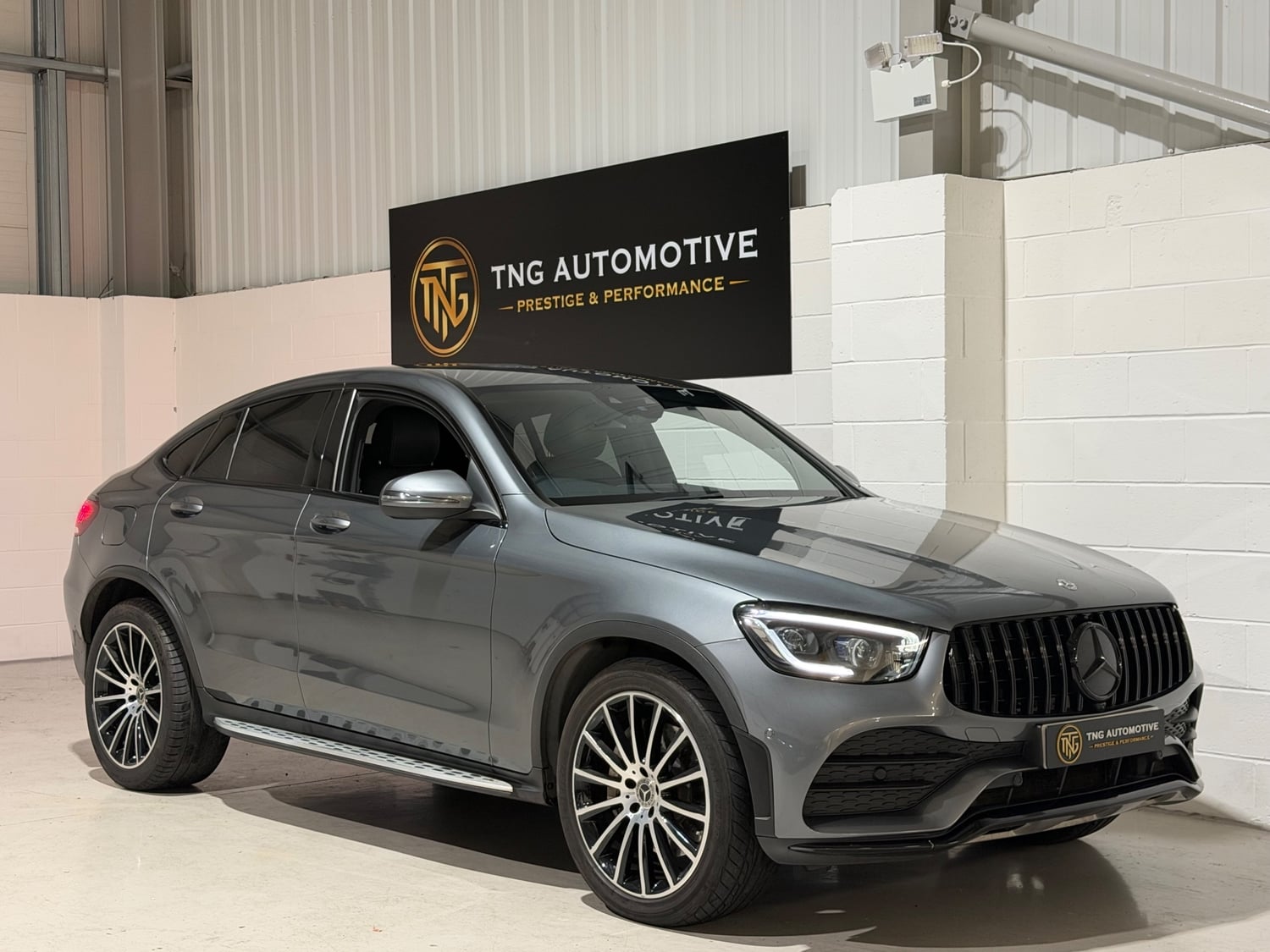 [ berth ]Mercedes-Benz GLC