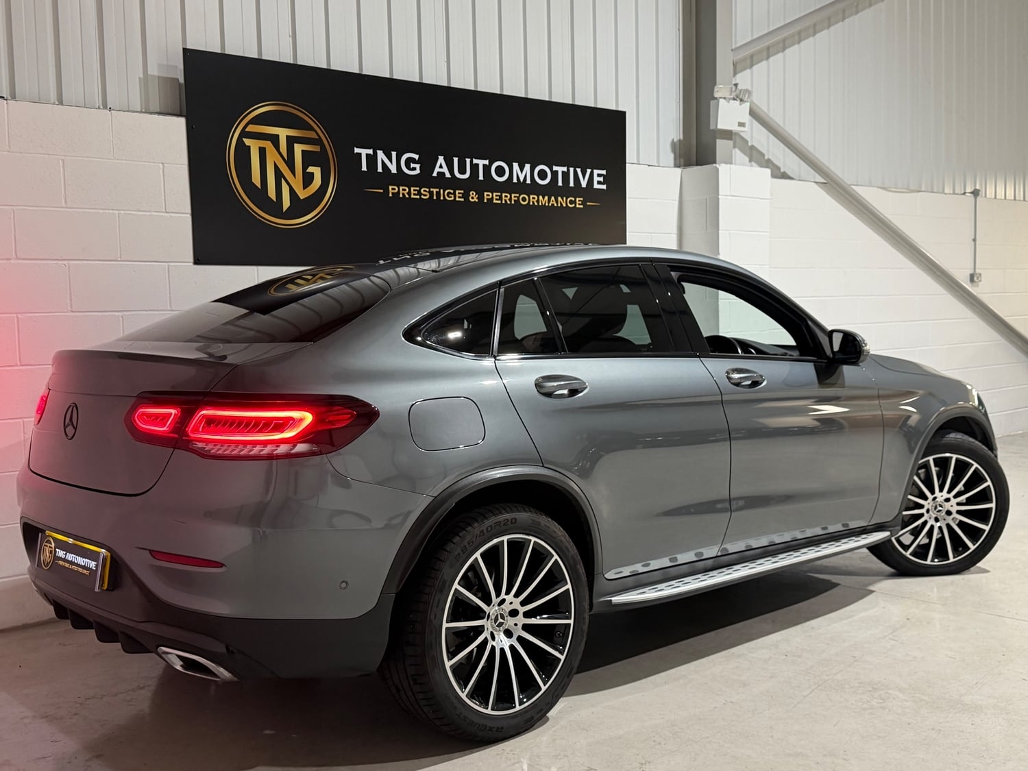 Mercedes-Benz GLC 2019 - Cars in Croydon