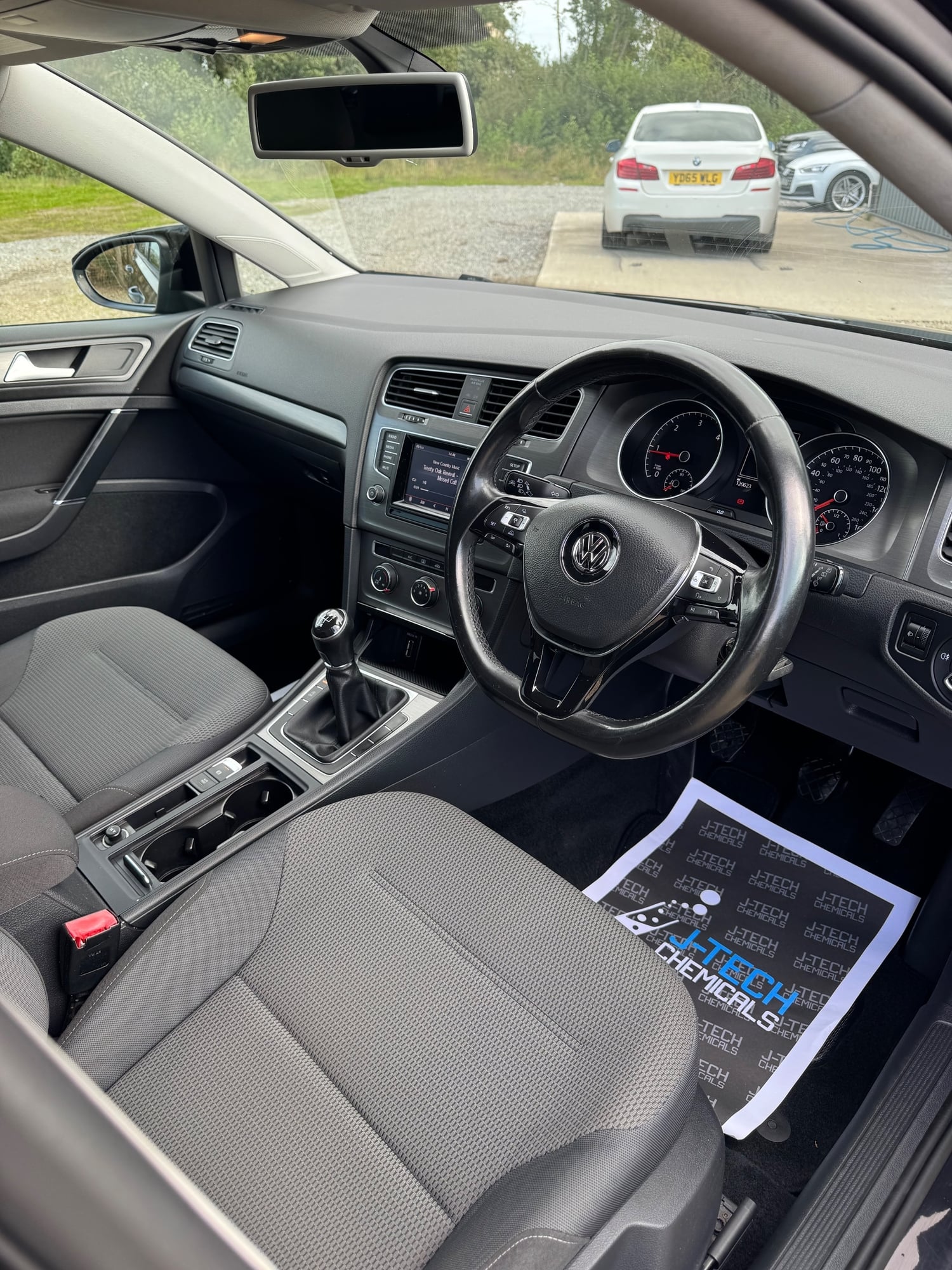 Volkswagen Golf 2013 - Cars