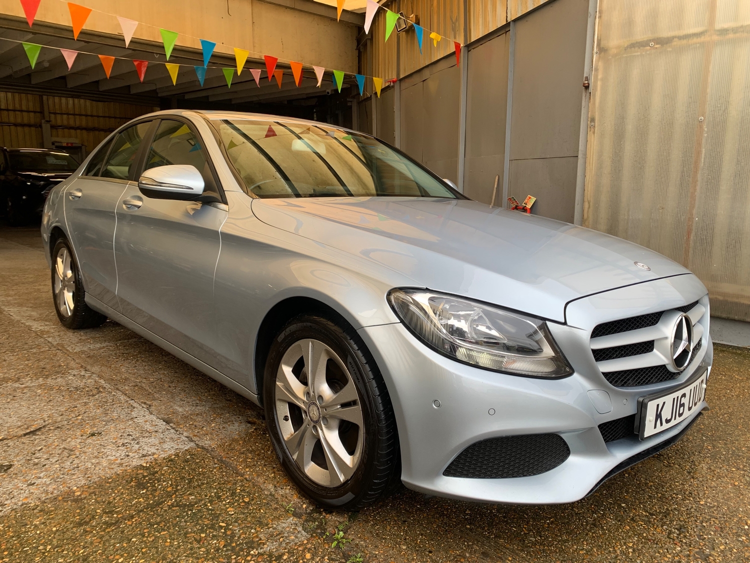 Mercedes-Benz C Class 2016 - Cars