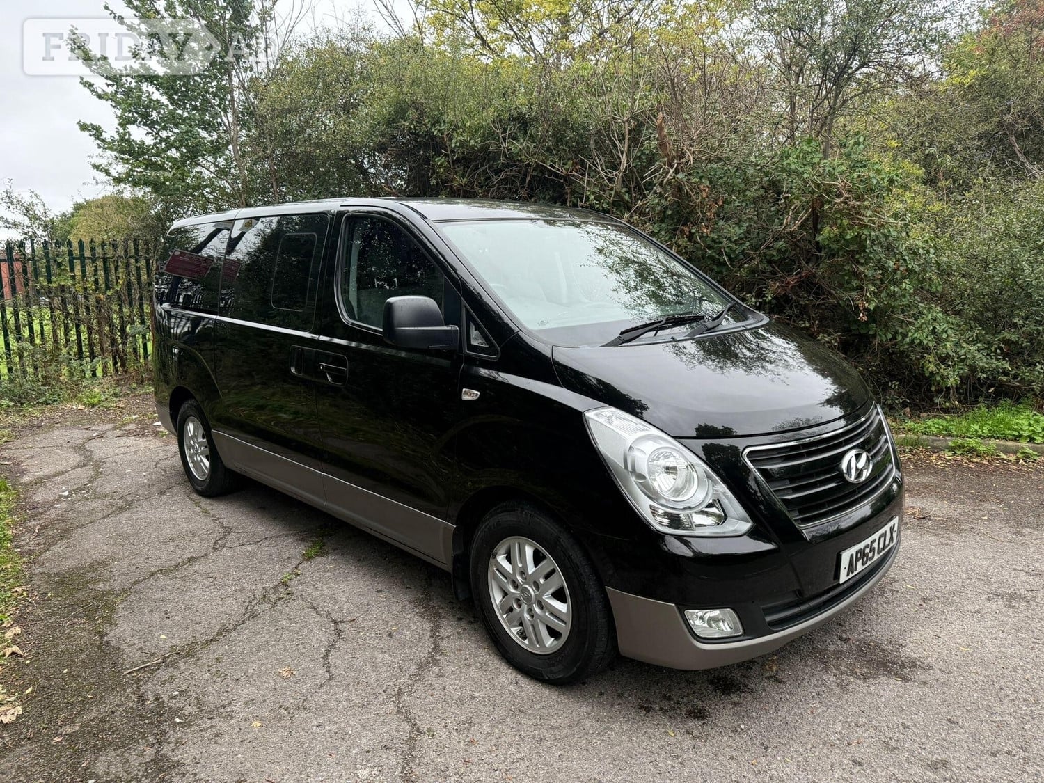 Hyundai i800 2015 in Hayes