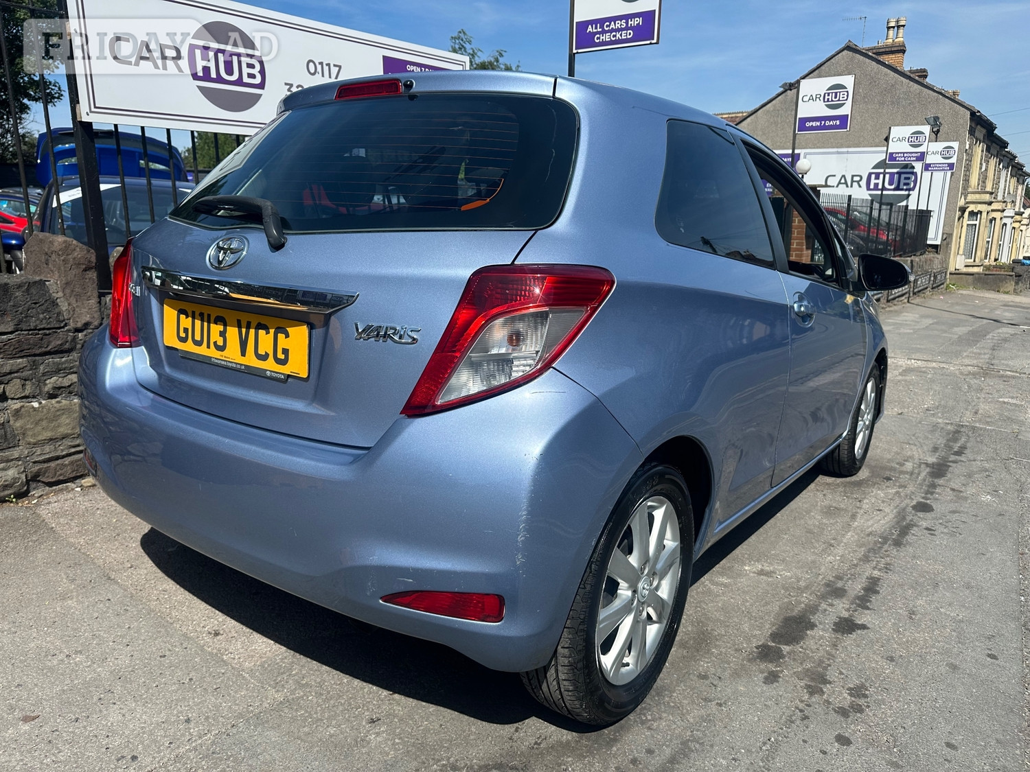 Toyota Yaris 2013 - Cars