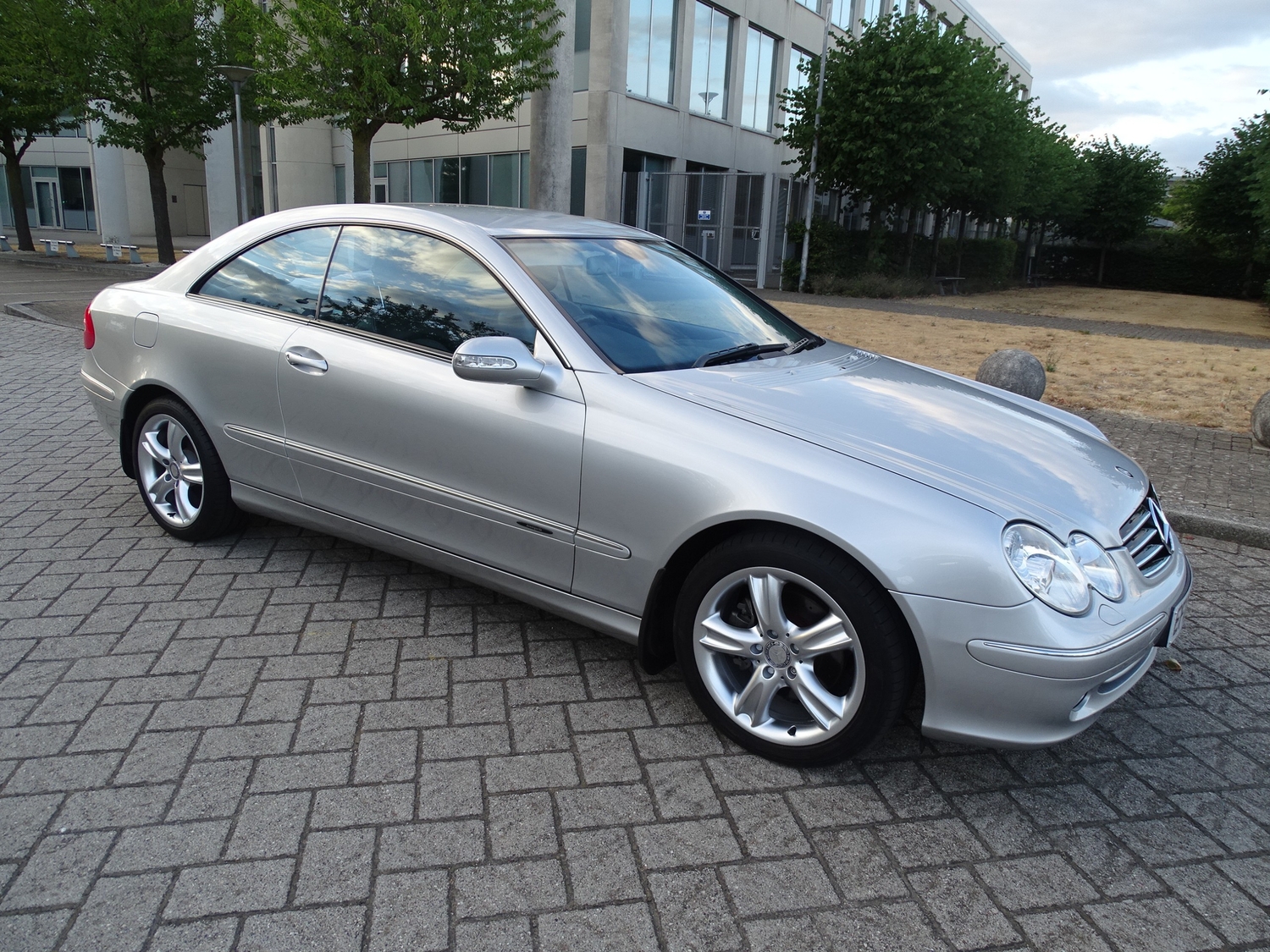 Mercedes-Benz CLK 2003 - Cars in Slough